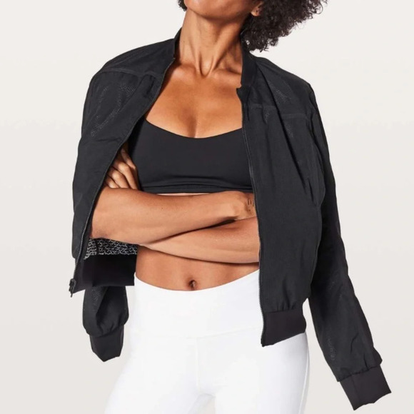 Lululemon Bomb Around Zip up Jacket Reversible Monochromic Black Size 2 - Picture 4 of 15